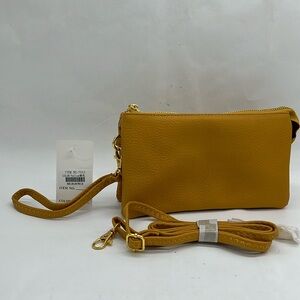 COPY - Three compartments Crossbody Bag Convertible to wristlet or shoulder